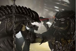 Фильм братьев Страусов «Чужие против Хищника: Реквием» (AVPR: Aliens vs Predator-Requiem)