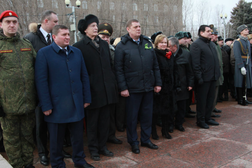 В Волгограде почтили память погибших солдат