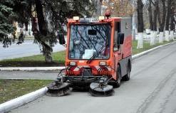 В выходные улицу Советская в Волгограде очистят от песка и грунта