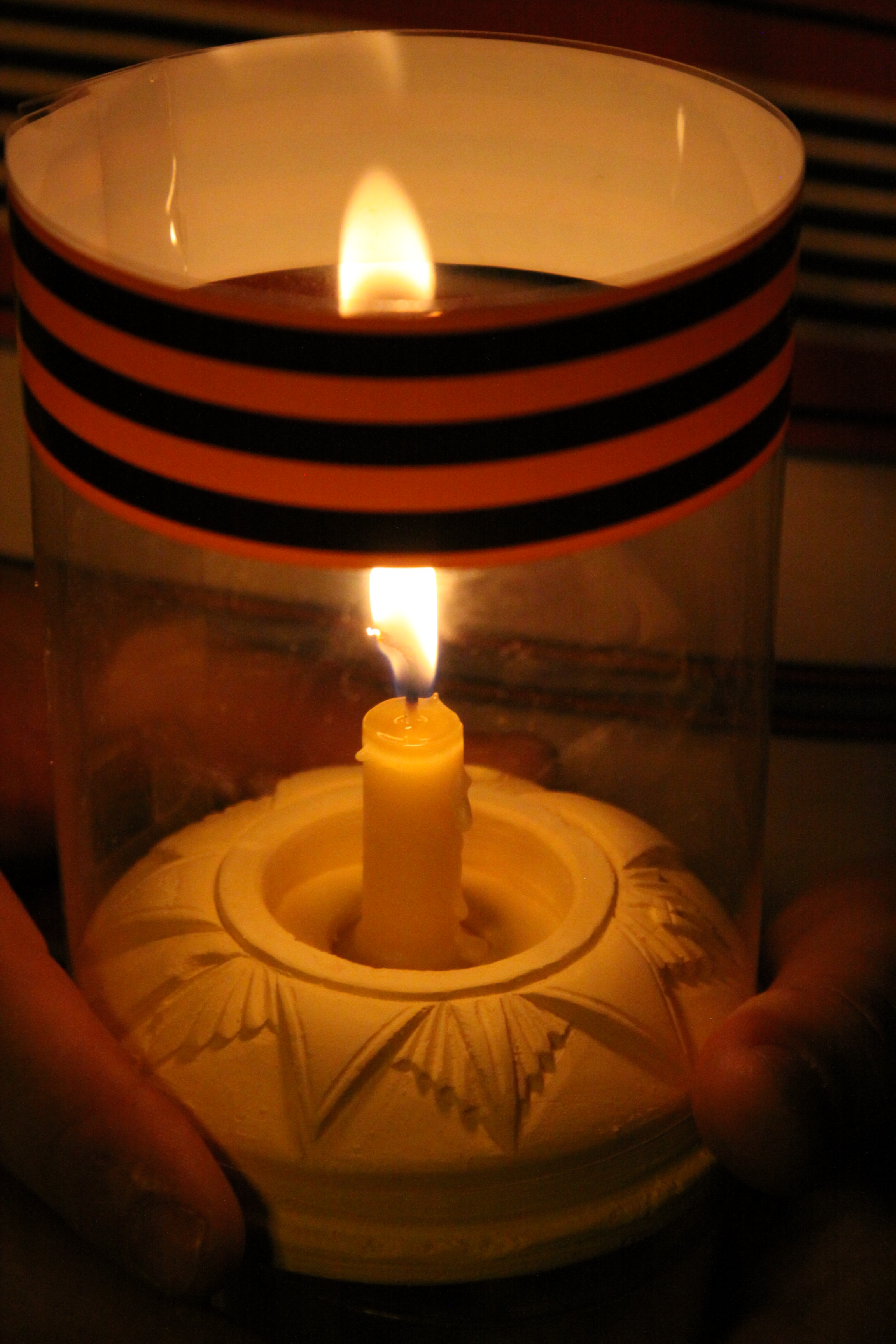 Мемориальная свеча