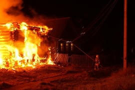 В хуторе под Волгоградом в кирпичном доме заживо сгорели двое мужчин