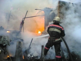 Под Волгоградом в деревянном доме заживо сгорел 60-летний мужчина