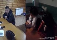 Стражи порядка решили провести проверку из-за многочисленных жалоб и наведались в сауну на улице 2-й Динамовской в Красноармейском районе. Полицейские задержали 35-летнего организатора занятия проституцией и двух женщин в возрасте 23 и 35 лет. По информации ГУ МВД России по Волгоградской области, эти девушки оказывали интимные услуги за деньги. Сейчас решается вопрос о возбуждении уголовного дела, составлены административные протоколы в отношении задержанных женщин.