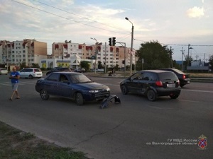 В Волжском в ДТП пострадал младенец