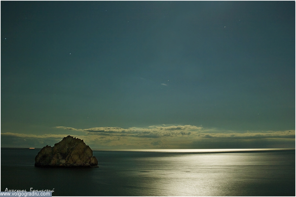 В лучах ночного солнца. Крым, море, природа