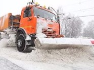 В Волгограде 80 единиц спецтехники расчищают дороги от снега