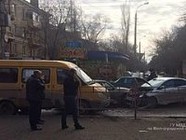 В Волгограде автоледи спровоцировала тройное ДТП