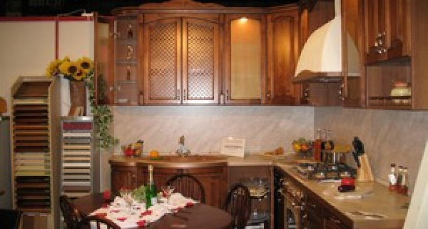 На выставку за мебелью