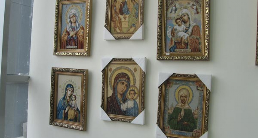 Волгоградцам показывают гобелены