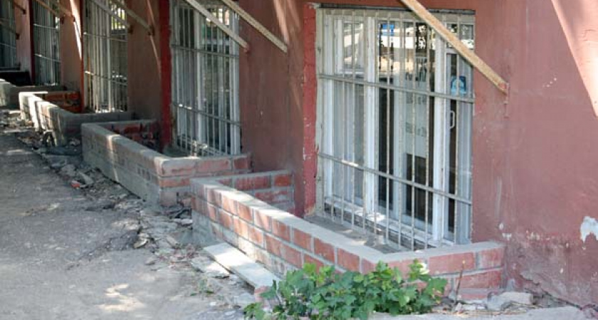 Дом на Таращанцев, 17: новые стены, старые беды