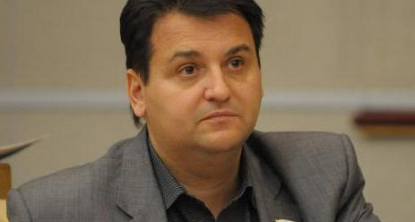 Неприкрытый мандат: Госдума на грани развала?