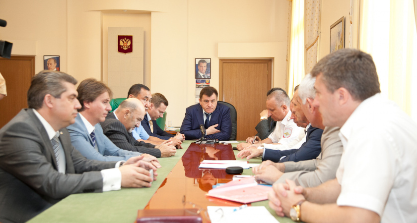 В Правительстве региона обсудили развитие волгоградского футбола