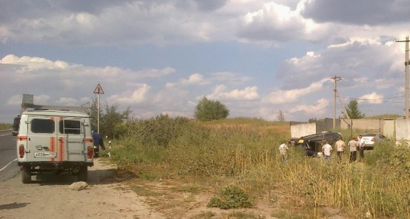 В Волгограде пансионерка попала под колеса автомобиля