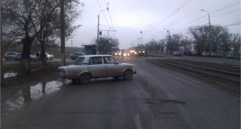 В Волгограде в ДТП пострадали пешеход и водитель 