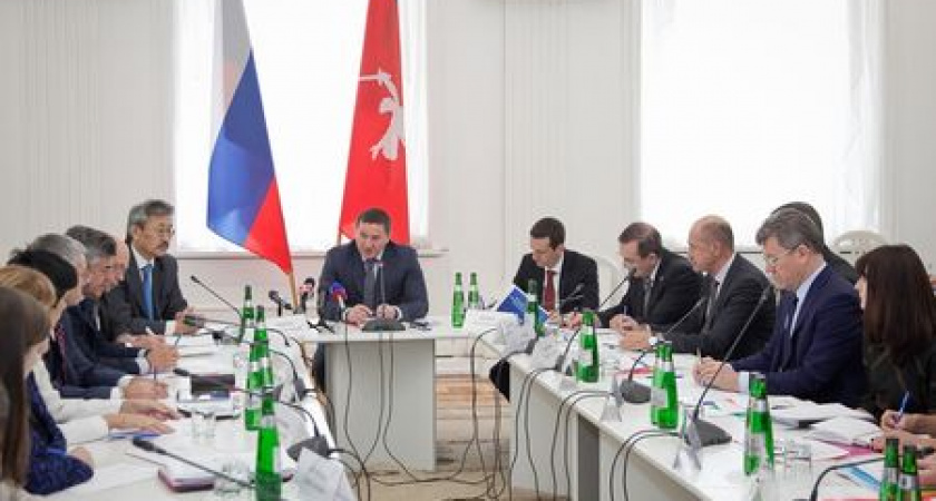 Губернатор считает, что в Волгограде сложилась система неэффективного управления