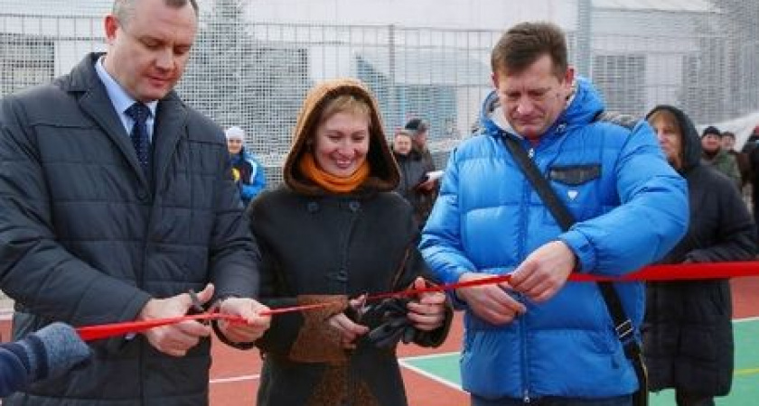 В Волгограде открылась универсальная спортивная площадка