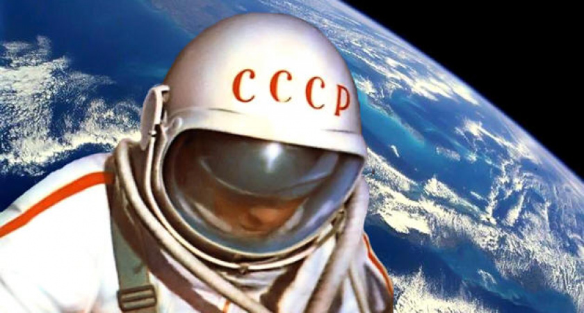 Он первым вышел в космос