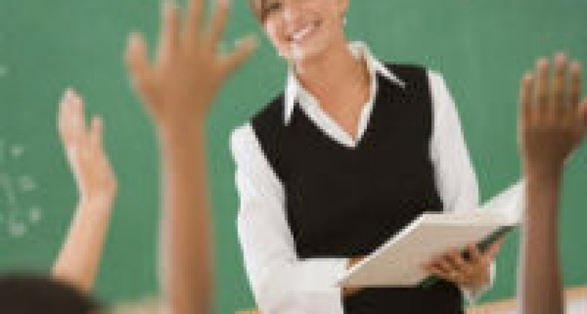 Жителей Волгограда и области приглашают к участию  в акции «Любимый учитель»