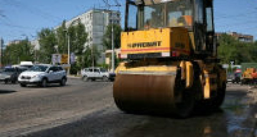 Волгоградские дорожники продолжают ремонт улично-дорожной сети