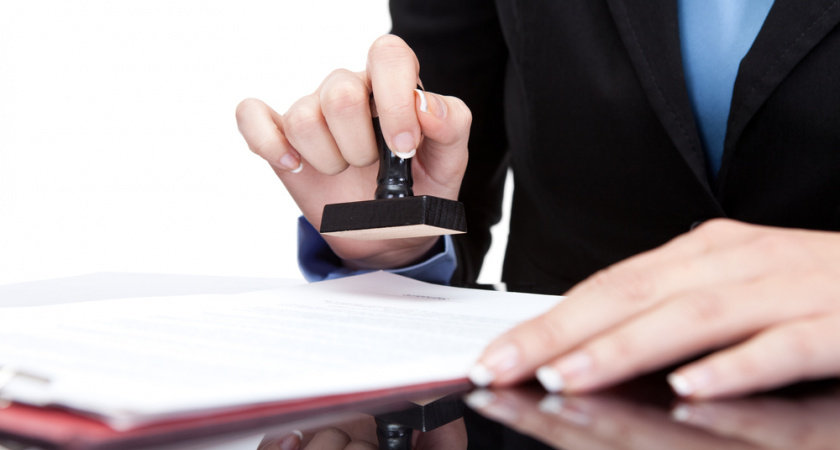 Нотариусам запретили гонять клиентов по инстанциям