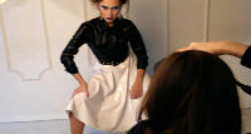 ТРЦ АКВАРЕЛЬ приглашает на межсезонную распродажу и конкурс «Модель года»