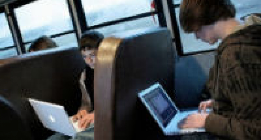 В троллейбусах и трамваях Волгограда появится бесплатный  Wi-Fi 