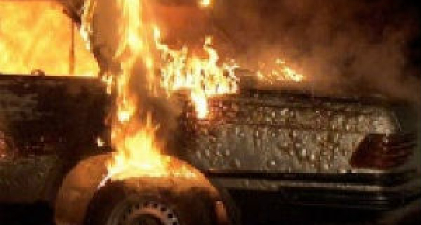 На юге Волгограда ночью сгорела «Волга»