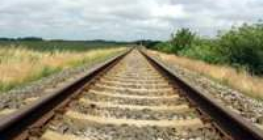 В Волгограде два авто выбросило на трамвайные пути