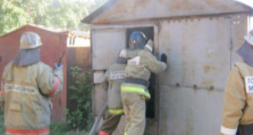 Под Волгоградом в собственном гараже сгорел мужчина