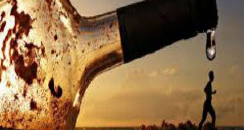 Волгоградка ударила своего соседа ножом в грудь