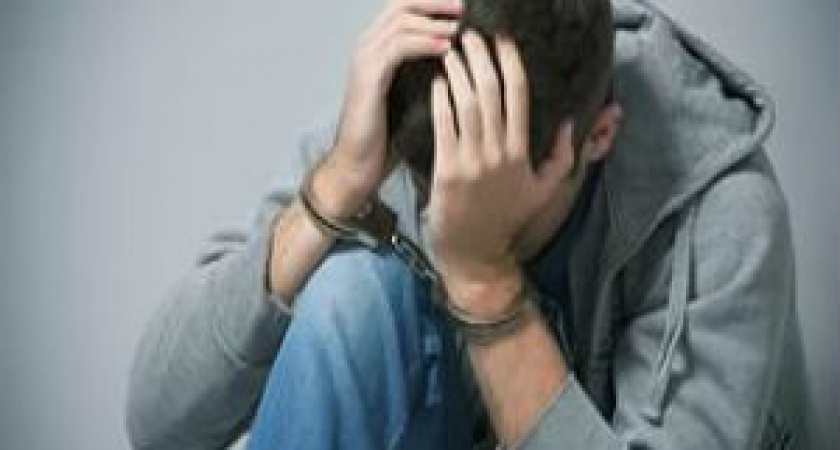 В Волгограде подросток ночью из магазина украл сигареты