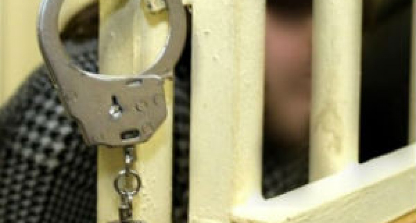 В Волжском супружеская пара  задержана за вымогательство 20 тысяч рублей