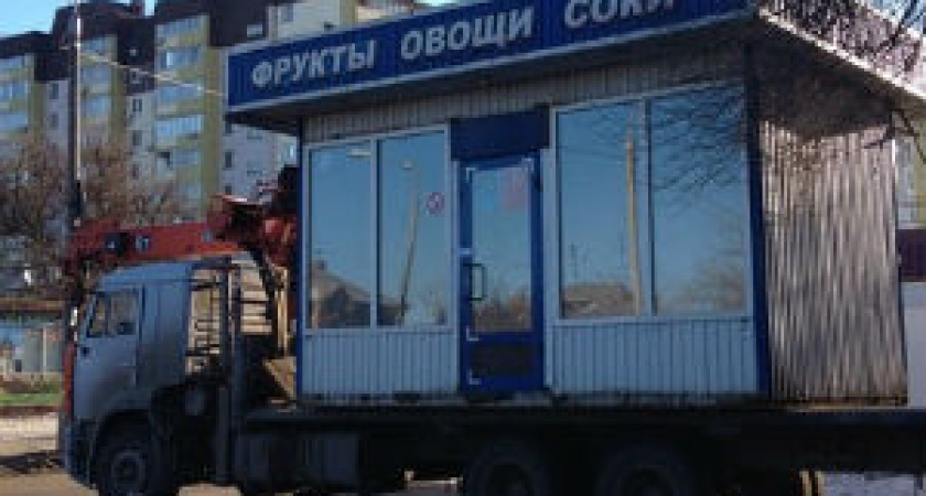 В Волгограде демонтировали незаконный торговый павильон  
