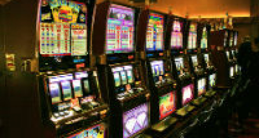 Под Волгоградом отец и сын организовали подпольное казино