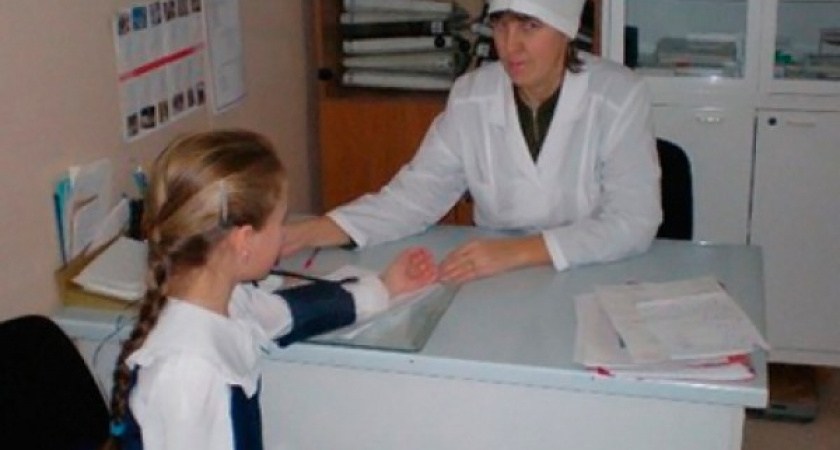 Под Волгоградом в 10 школах учащимся не оказывалась медпомощь