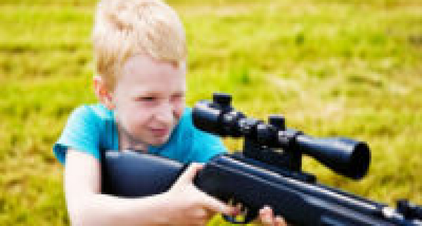 В Волгоградской области сын депутата выстрелил в глаз приятелю