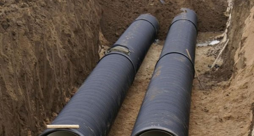 В Волгограде устанавливают причину прорыва водовода на Центральной набережной