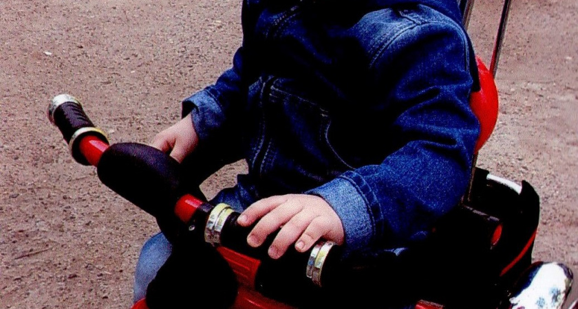 Трехлетнему Артему Пугачеву срочно требуется 2,5 миллиона рублей на операцию