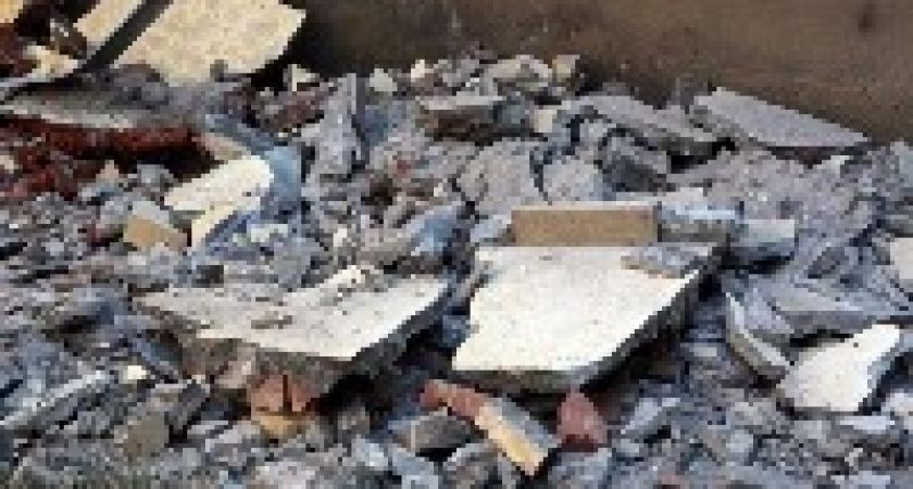 В Красноармейском районе в жилом доме обрушилась стена