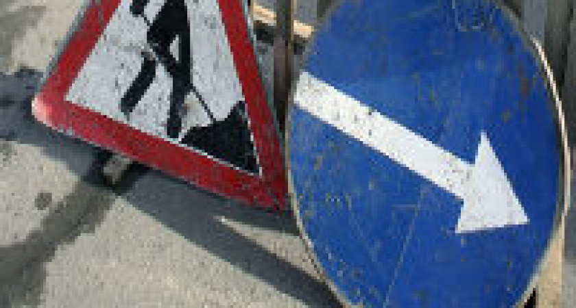 В Волгограде в водителей летят камни