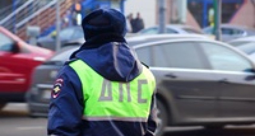 На юге Волгограда в аварии двух ВАЗов погибла 67-летняя женщина