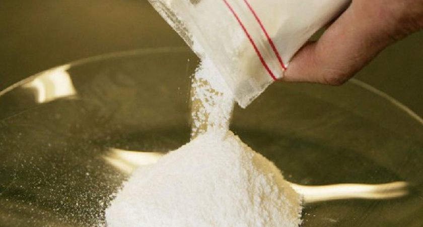 В Волгограде полицейские обнаружили наркотик в портмоне адвоката