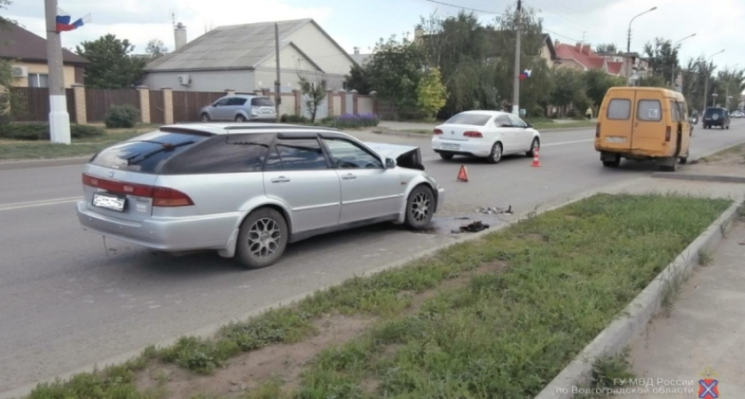 Под Волгоградом автоледи на «Хонде» сбила 12-летнего  сына