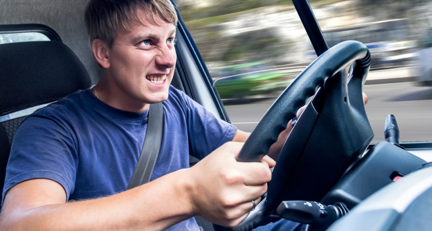 Олег Михеев: «Водителям-лихачам маршруток необходимо поумерить пыл!»