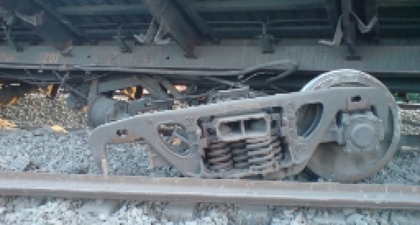 Под Волгоградом сошел с рельсов вагон грузового поезда 