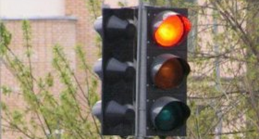 В Волгограде администрация игнорирует аварийный перекресток