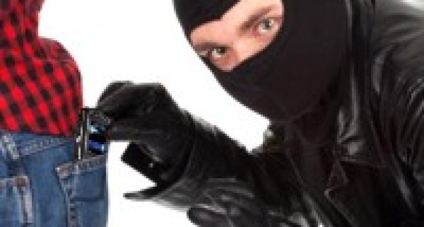 Под Волгоградом 18-летний парень ограбил и изнасиловал своего приятеля