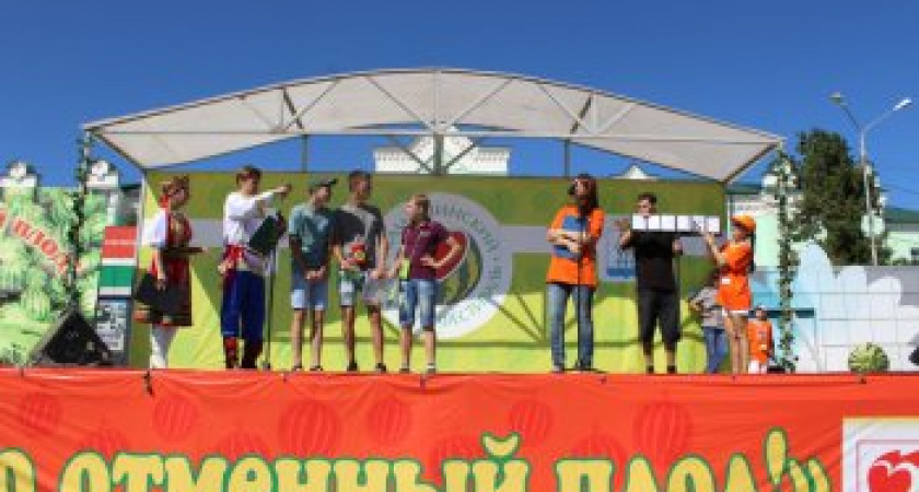 В Камышине выбрали самый большой арбуз