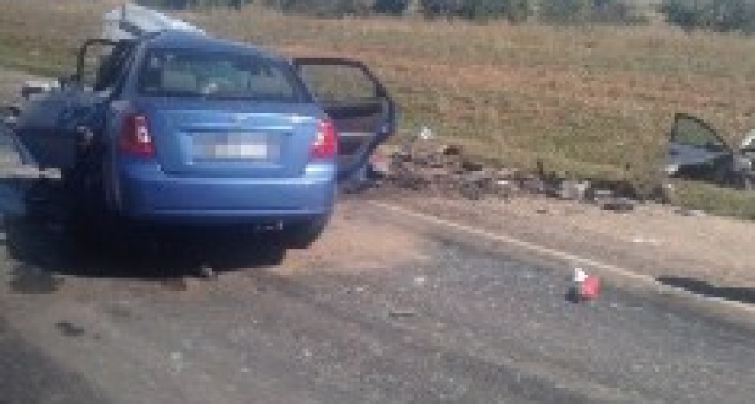 В Волгоградской области в аварии погибли два человека 