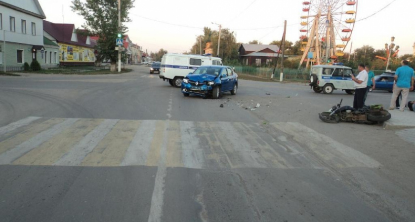 Под Волгоградом водитель легковушки сбил 25-летнего байкера 